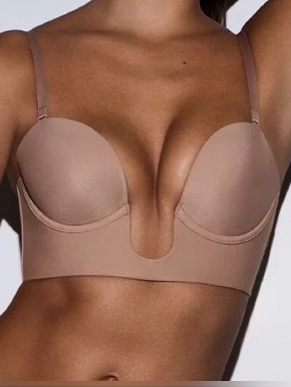 SKIMS Nude Plunge Longline Bra
